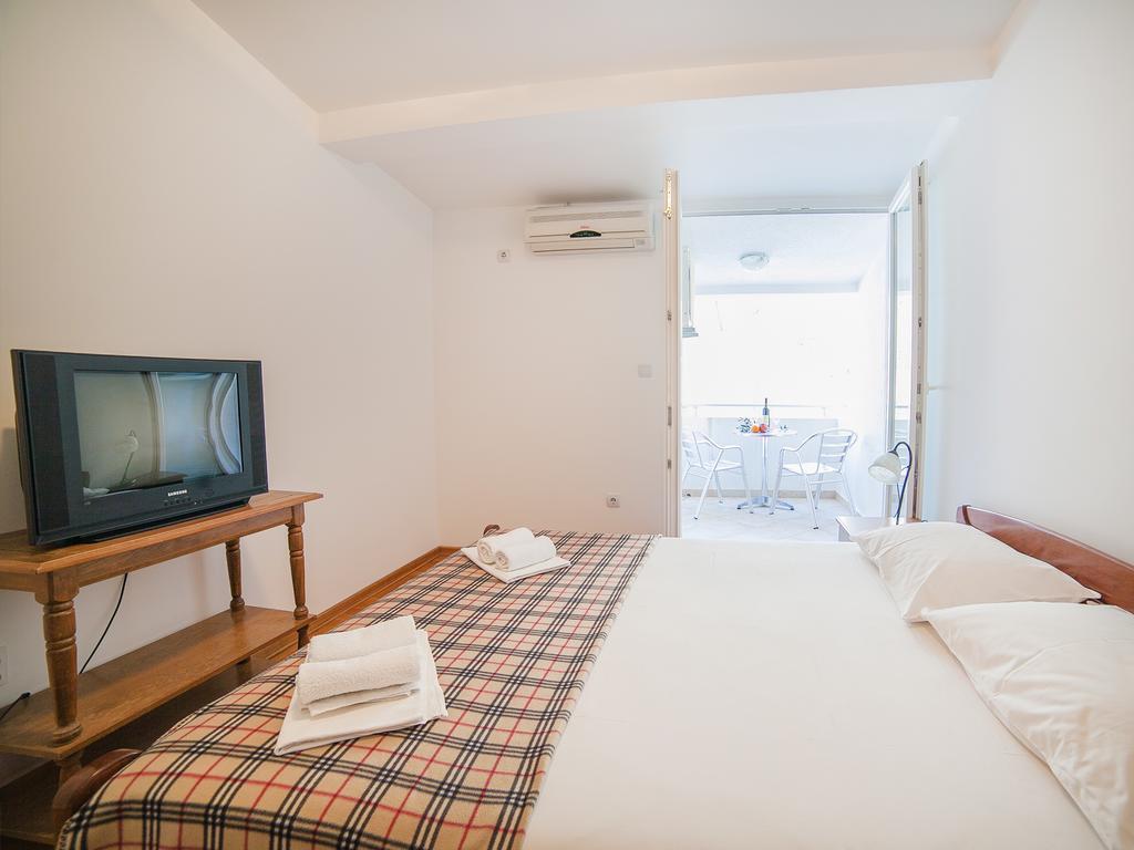 Apartments Ivan Petrovac Δωμάτιο φωτογραφία