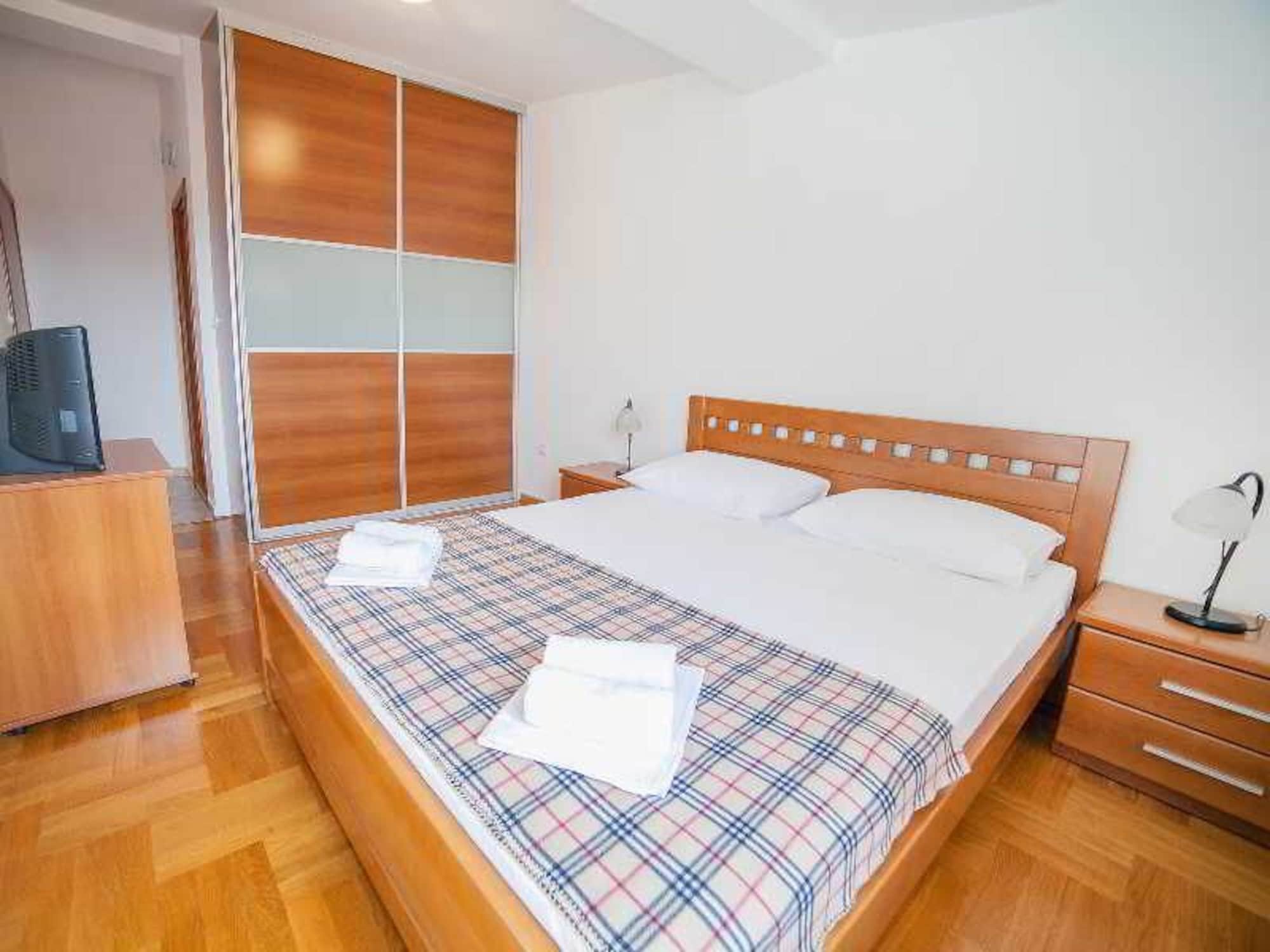 Apartments Ivan Petrovac Εξωτερικό φωτογραφία